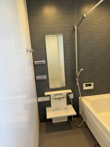 中古住宅　堀津町前谷の浴室|2階