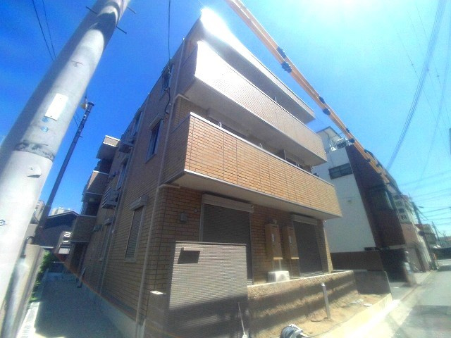 ブランシェ本町の外観
