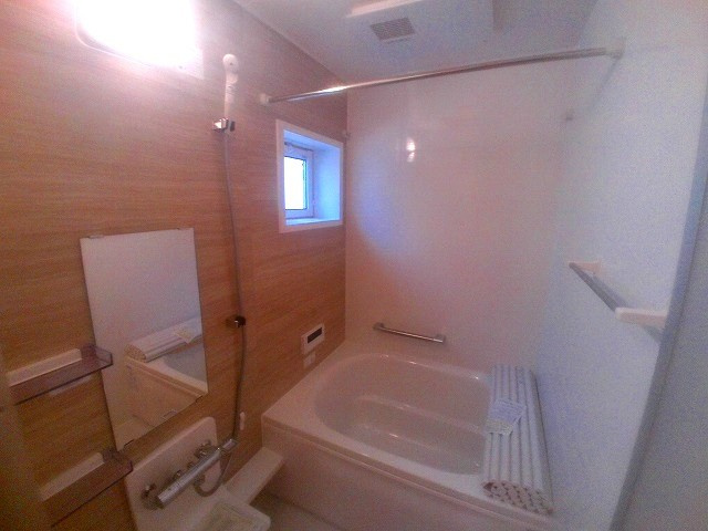 ブランシェ本町の浴室