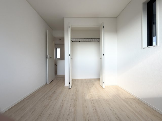 【子供部屋】 | クレイドルガーデン総社市中原第4 (全1棟)