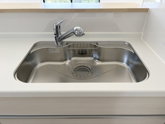 【設備】 | クレイドルガーデン総社市中原第4 (全1棟) | 浄水機能付きキッチン水栓