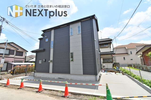 第10上尾緑丘　全3棟　A号棟の外観