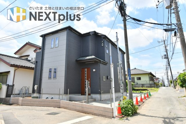 第10上尾緑丘　全3棟　A号棟の前面道路含む現地写真