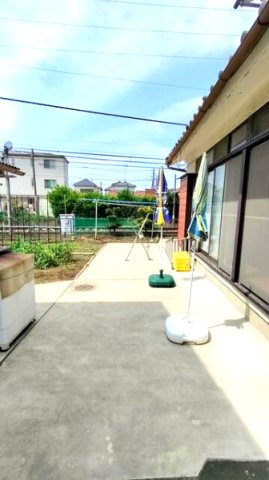 鴻巣市前砂　中古戸建の庭
