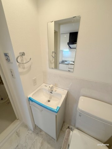ルクレ新町レジデンス　仲介手数料無料の洗面所