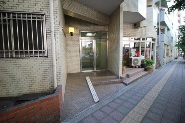 セントヒルズ三軒茶屋のエントランス