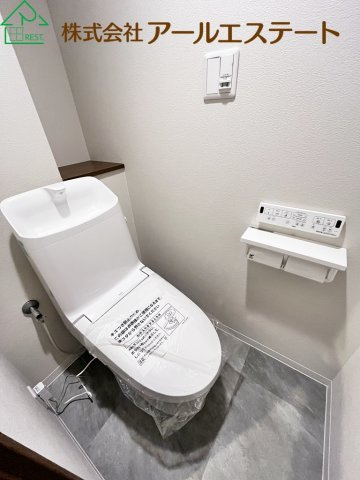 プレステージ姫路西飾磨Ⅱ　　山陽電鉄網干線「西飾磨駅」徒歩3分のトイレ