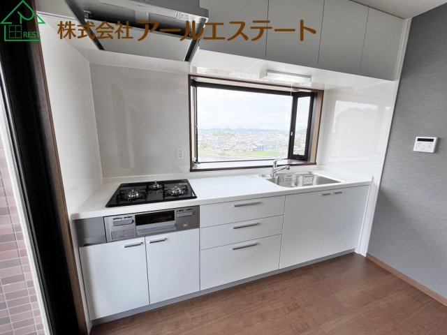 プレステージ姫路西飾磨Ⅱ　　山陽電鉄網干線「西飾磨駅」徒歩3分のキッチン