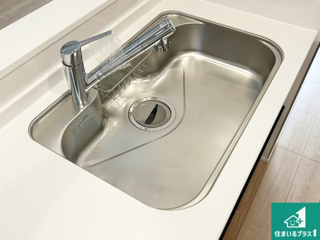 ◆泉佐野市南中安松　第1期　新築一戸建ての設備|洗い物も楽にできる、広々シンク！