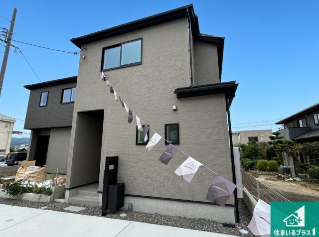 ◆泉佐野市南中安松　第1期　新築一戸建ての外観|お客様に長く安心して住んでいだだける事にこだわった家づくり！住んでからのアフターサービスにもしっかりと取り組んでいます！