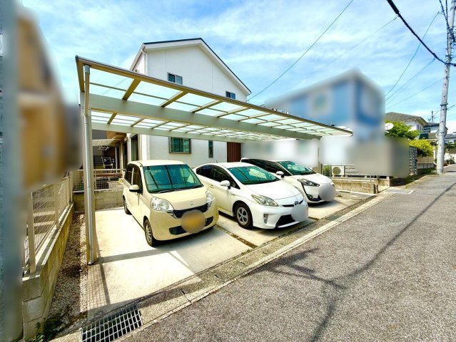 日進市岩崎台一丁目戸建の外観|日進市岩崎台1丁目戸建
駐車場3台分