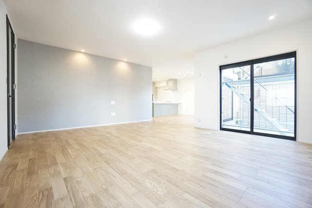 「リノベ」×「ミサワ施工」長久手市丁子田戸建の居間・リビング|ゆったり過ごせるリビングです