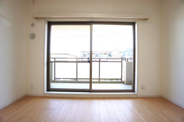 赤松台パークハウス四番館の洋室|個人の部屋や寝室として使える洋室です