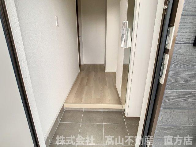 ブローテ　Ⅳ　Ａの玄関