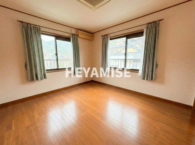 長崎市鳴滝２丁目の中古一戸建の洋室|※イメージを分かりやすくするため、一部加工しています※