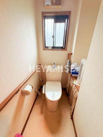 長崎市鳴滝２丁目の中古一戸建のトイレ