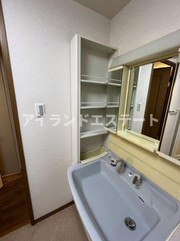 スターヴァレイⅢ　バイク相談　独立洗面台　2人入居可の洗面所