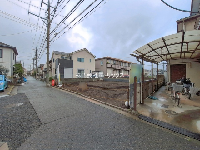 練馬区西大泉3丁目　長期優良住宅　ボリューム邸宅　限定1棟の前面道路含む現地写真