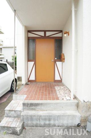 熊本市北区武蔵ヶ丘４丁目戸建のエントランス