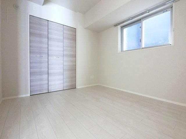 ISの内装|※同タイプ・別室写真