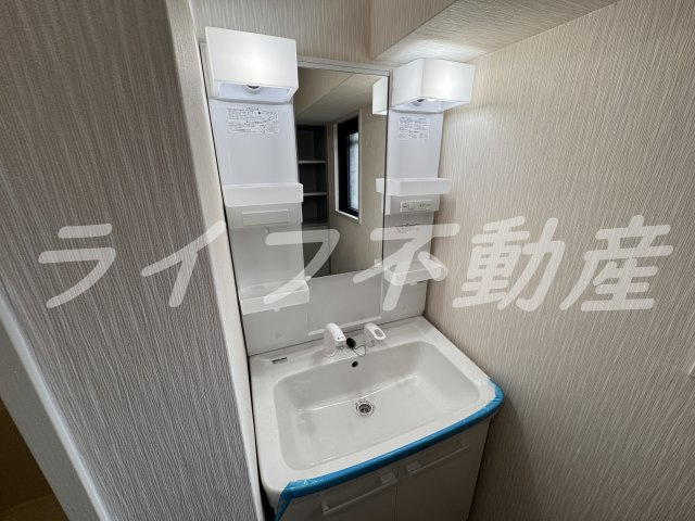 サンヴェール春日の独立洗面台