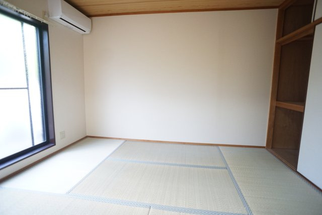 サンハイツ高司2番館の和室