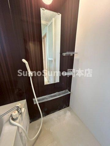 アクロス芦屋西アパートメントⅡの収納|専用の収納スペースです