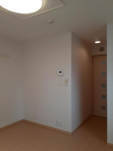 YNハイムⅡの寝室|2面採光で採光・通風良好♪角部屋で騒音も少なく生活できます。
