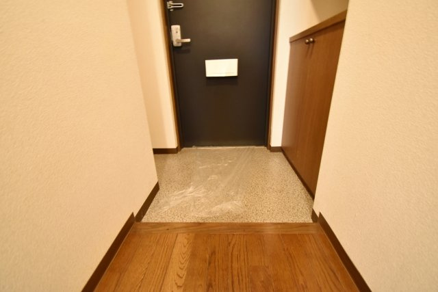 マジスト西宮の玄関