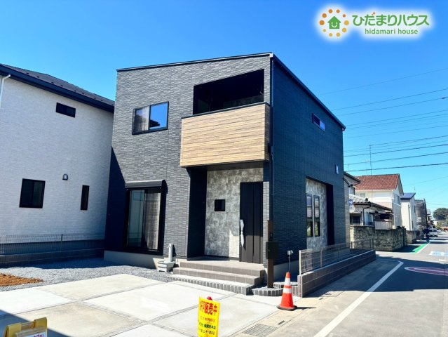 深谷市上野台　第61期　新築一戸建て　ワイウッドコート　03の前面道路含む現地写真