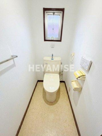 西彼杵郡時津町浜田郷の中古一戸建のトイレ|※イメージを分かりやすくするため、一部加工しています※