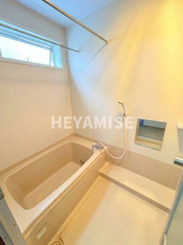 西彼杵郡時津町浜田郷の中古一戸建の浴室|※イメージを分かりやすくするため、一部加工しています※