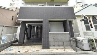 ブランヴェール南千住のエントランス