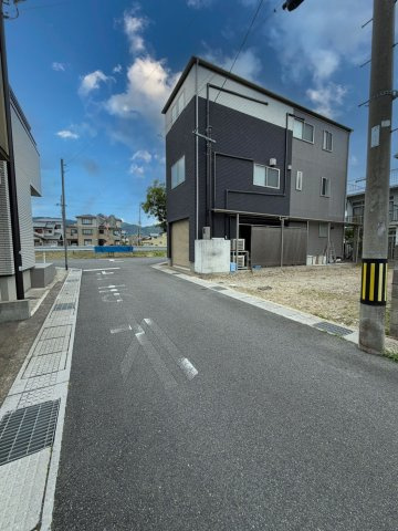 滝ノ町２丁目の前面道路含む現地写真