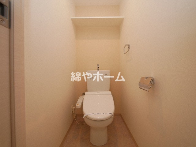 スワンズシティ天満橋のトイレ|コンパクトで使いやすいトイレです