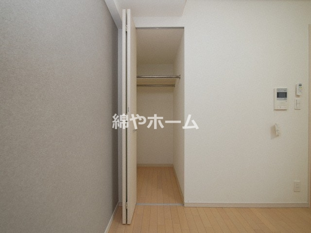 スワンズシティ天満橋の収納|こまごまとしたものを収納できそうですね