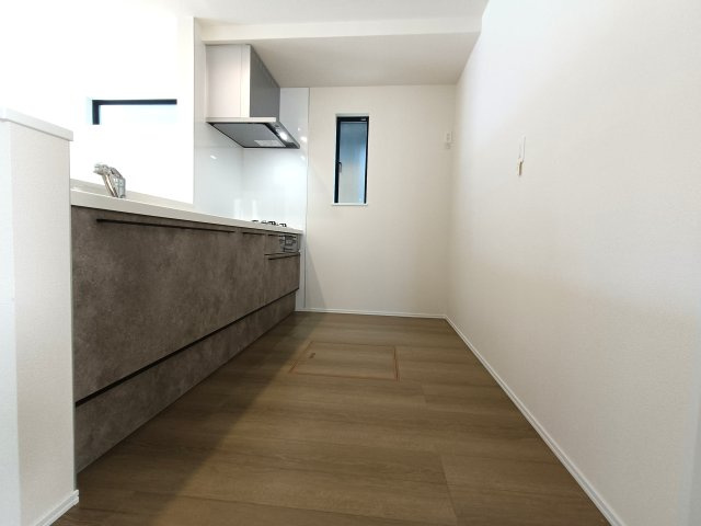 吉川市　中曽根2丁目　新築戸建　全3棟のキッチン|キッチンです