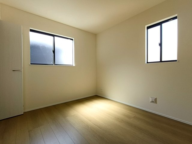 吉川市　中曽根2丁目　新築戸建　全3棟の洋室|コンパクトで使いやすい洋室です
