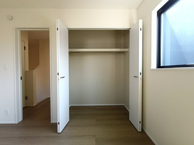 吉川市　中曽根2丁目　新築戸建　全3棟の収納|便利な収納スペースです
