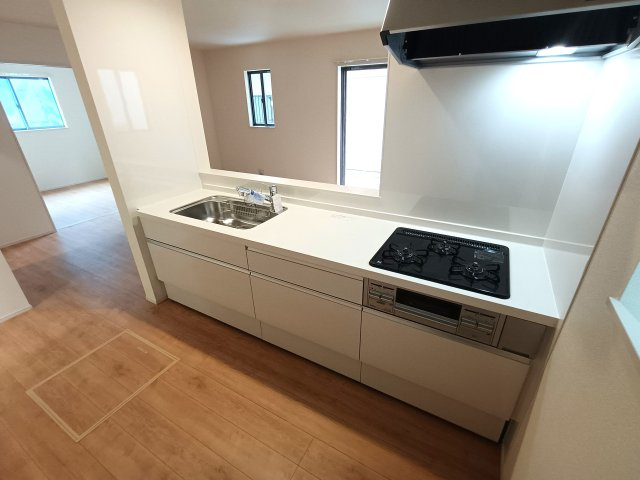 吉川市　中曽根2丁目　新築戸建　全3棟のキッチン|施工例です
