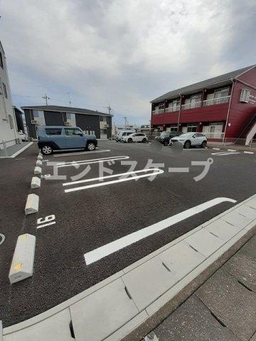 プラシード・Ｋの駐車場|高崎、前橋のお部屋探しはエンドスケープまで！お客様の理想お聞かせ下さい♪
