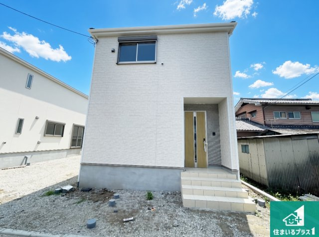 ■門真市江端町　第3期　新築一戸建ての外観|周辺は落ち着いた街並みの住宅地！子育てがしやすい住環境です！現地でしかわからない事もございます。是非一度ご覧ください。