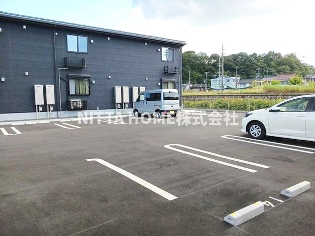 京丹後市峰山町杉谷のアパートの駐車場|敷地内駐車場になります◎