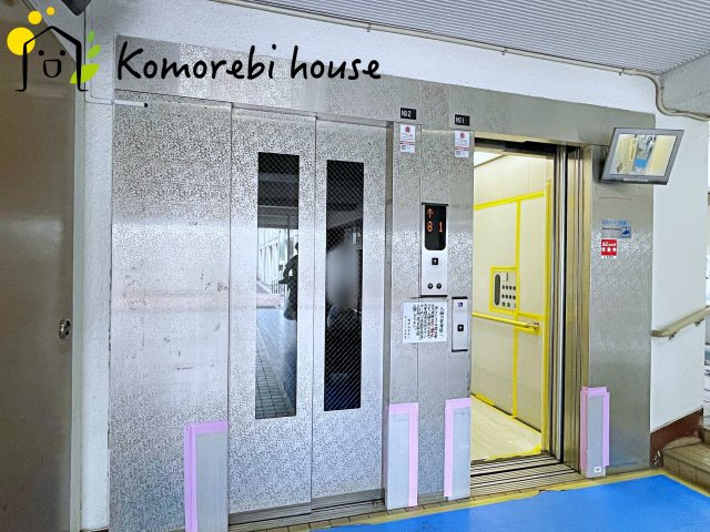 サンライズ伊奈のその他共用部分|エレベーターです