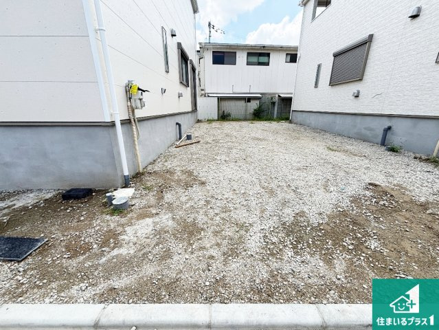 ■門真市江端町　第3期　新築一戸建ての駐車場|２台分の駐車スペース有り！急な来客でも安心です！