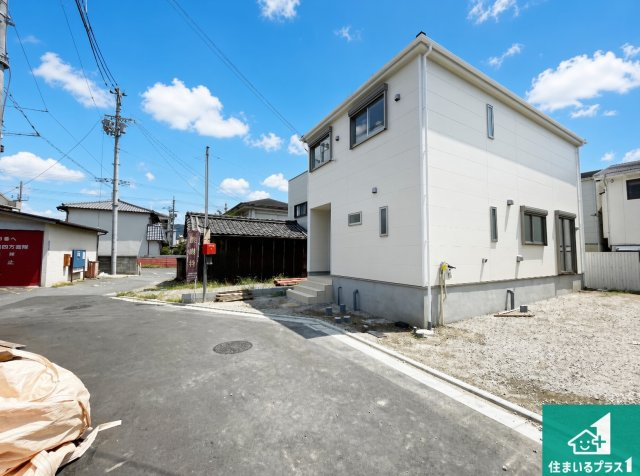 ■門真市江端町　第3期　新築一戸建ての前面道路含む現地写真|車通りの少ない前面道路！お子様がいらっしゃるご家族でも安心！