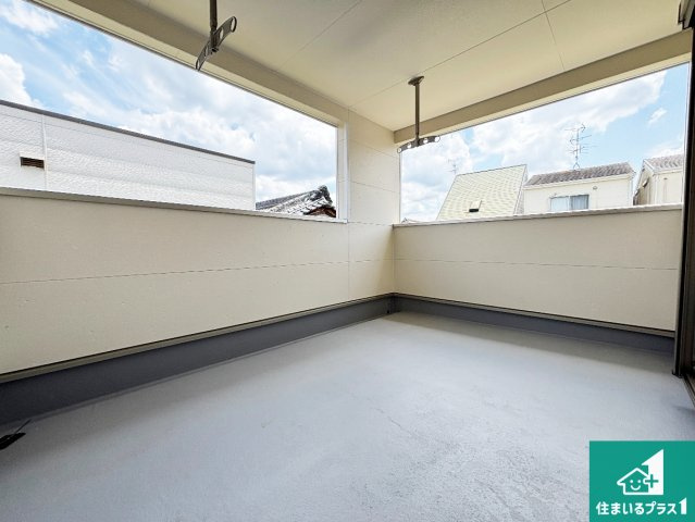 ■門真市江端町　第3期　新築一戸建てのバルコニー|急な雨でも安心のインナーバルコニー！