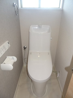 【トイレ】 | 川西市美山台３丁目3の37　中古一戸建て
