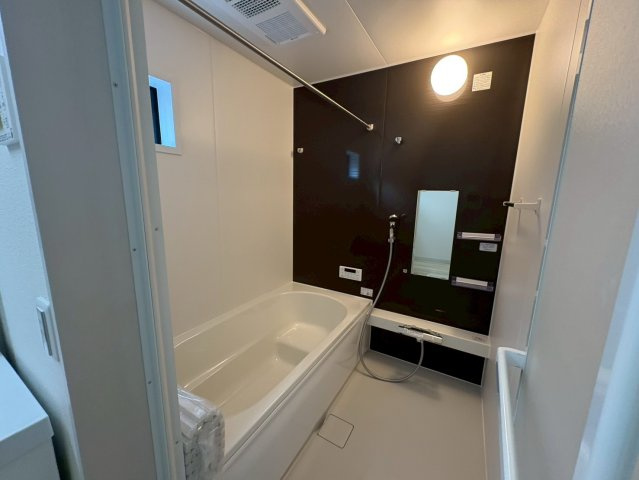坂戸市柳町　新築分譲　東武東上線『北坂戸駅』徒歩22分　【千代田小学区】の浴室