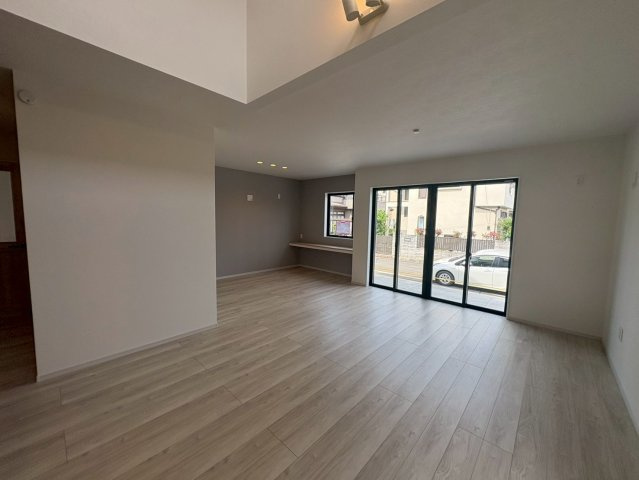 坂戸市柳町　新築分譲　東武東上線『北坂戸駅』徒歩22分　【千代田小学区】の居間・リビング